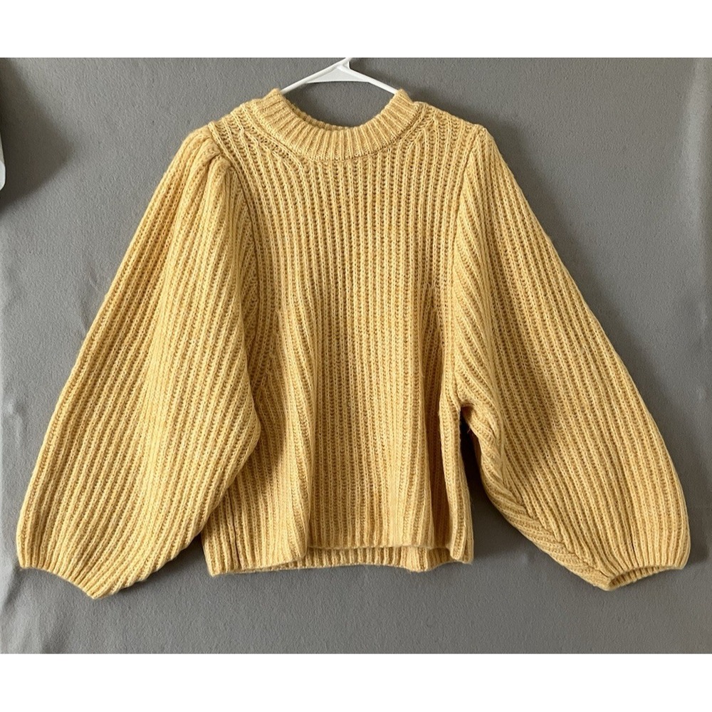 Chunky Butter Yellow Pull Over Sweater Size 8-10 (M) Ribbed Balloon Sleeve